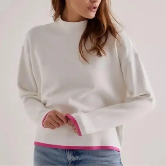 Maeve the Cary’s Mock Size M (c5 - Picture 1 of 9